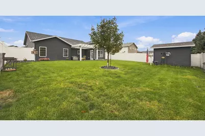3613 30th Street S, Moorhead, MN 56560 - Photo 5