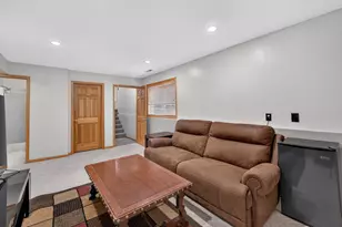 10154 Country Club Curve, Woodbury, MN 55129 - Photo 11