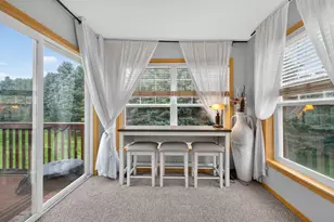 10154 Country Club Curve, Woodbury, MN 55129 - Photo 5