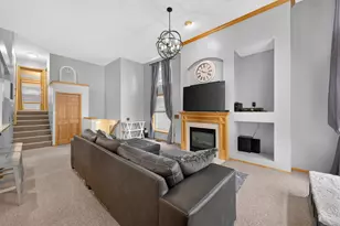 10154 Country Club Curve, Woodbury, MN 55129 - Photo 7