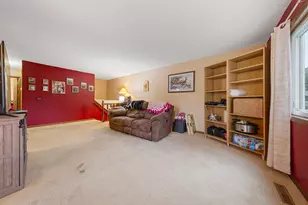 8 Aspen Ct, Faribault, MN 55021 - Photo 9