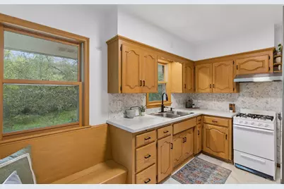 1814 McKnight Road N, Maplewood, MN 55109 - Photo 17