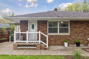 1814 McKnight Rd N, Maplewood, MN 55109 - Photo 5