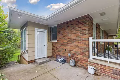 1814 McKnight Road N, Maplewood, MN 55109 - Photo 51