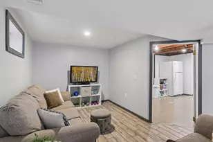 1814 McKnight Rd N, Maplewood, MN 55109 - Photo 37