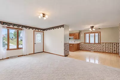 1327 S German Street, New Ulm, MN 56073 - Photo 5