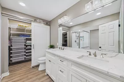7974 Autumn Ridge Way, Chanhassen, MN 55317 - Photo 15