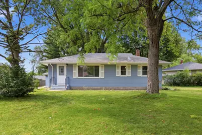 821 Sterling Street N, Maplewood, MN 55119 - Photo 1
