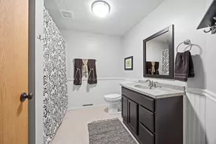 137 Elk Dr SE, Hutchinson, MN 55350 - Photo 21