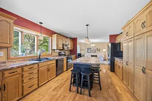 137 Elk Dr SE, Hutchinson, MN 55350 - Photo 3