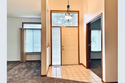 2488 Lockwood Drive #10, Mendota Heights, MN 55120 - Photo 3