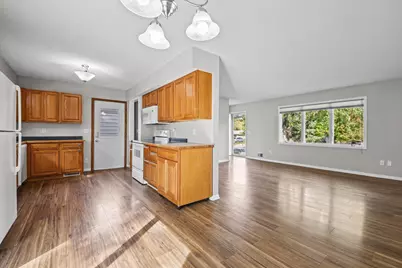 1311 20th Street W, Hastings, MN 55033 - Photo 11