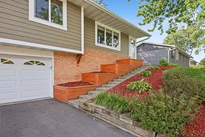 1311 20th Street W, Hastings, MN 55033 - Photo 3