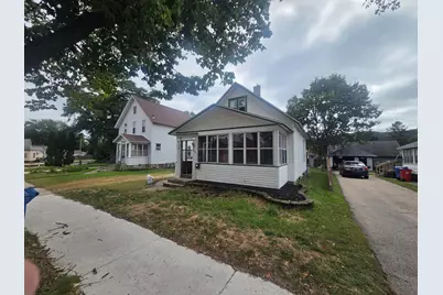 1005 W Broadway Street, Winona, MN 55987 - Photo 1