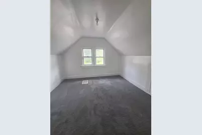 1005 W Broadway Street, Winona, MN 55987 - Photo 9
