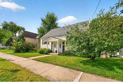 813 4th Avenue NW, Rochester, MN 55901 - Photo 3