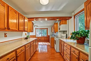 7918 Stillwater Blvd N, Oakdale, MN 55128 - Photo 29
