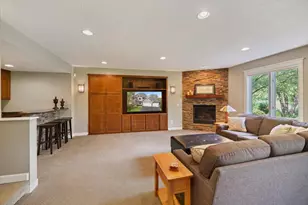10520 Pinnacle Way, Woodbury, MN 55129 - Photo 39