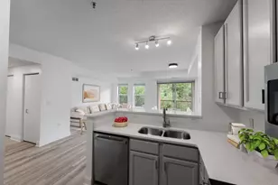 660 N 2nd St, Minneapolis, MN 55401 - Photo 7