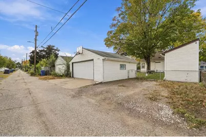 5242 Irving Avenue N, Minneapolis, MN 55430 - Photo 37