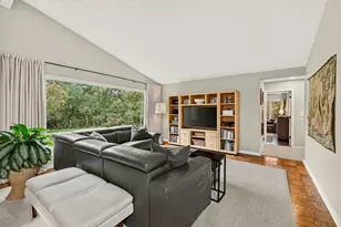 2221 Hillside Ln SW, Rochester, MN 55902 - Photo 17