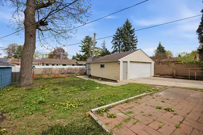 1211 Lealand Road E, Maplewood, MN 55109 - Photo 23