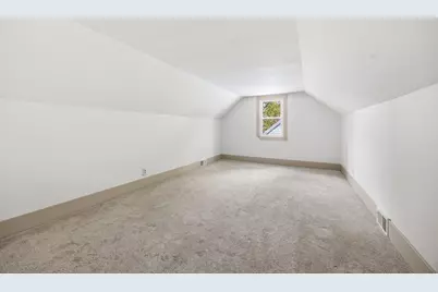 1211 Lealand Road E, Maplewood, MN 55109 - Photo 13
