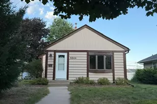 5844 43rd Ave S, Minneapolis, MN 55417 - Photo 1