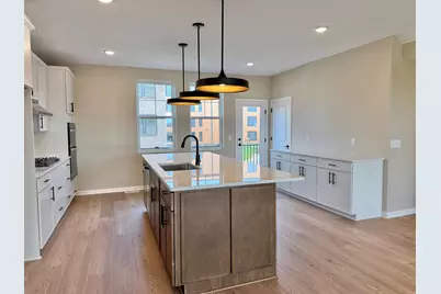 2273 Beechwood Avenue, Saint Paul, MN 55116 - Photo 13