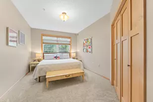 2530 E 34th St, Minneapolis, MN 55406 - Photo 13