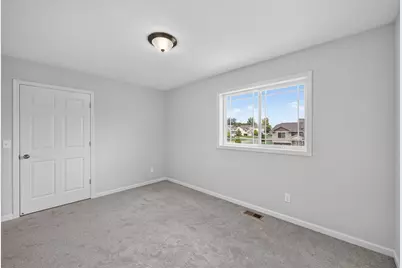 709 Greenwood Street SW, Isanti, MN 55040 - Photo 23