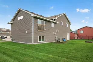 709 Greenwood St SW, Isanti, MN 55040 - Photo 45