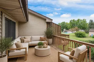 11109 Trail West Rd, Bloomington, MN 55437 - Photo 15