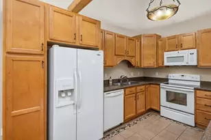 11109 Trail West Rd, Bloomington, MN 55437 - Photo 9