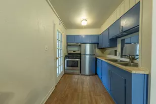 2015 2nd Ave S, Minneapolis, MN 55404 - Photo 11