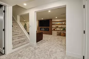 4625 Valley View Rd, Edina, MN 55424 - Photo 33