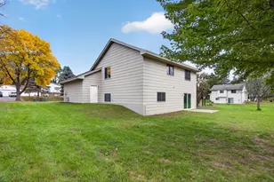 1329 92nd Ave N, Brooklyn Park, MN 55444 - Photo 37