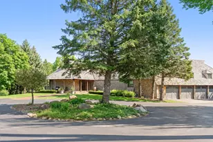 2495 Willow Dr, Medina, MN 55340 - Photo 7