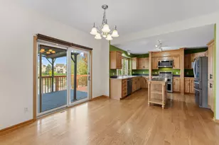 1970 Cardinal Dr, Shakopee, MN 55379 - Photo 17