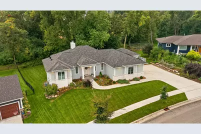 4184 Stone Point Drive NE, Rochester, MN 55906 - Photo 3