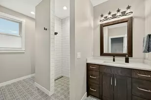 4184 Stone Point Dr NE, Rochester, MN 55906 - Photo 37