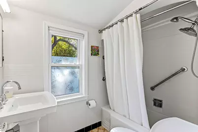 1194 Englewood Avenue, Saint Paul, MN 55104 - Photo 21