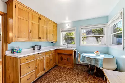 1194 Englewood Avenue, Saint Paul, MN 55104 - Photo 13