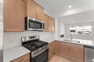 10368 Birchwood Cir, Victoria, MN 55318 - Photo 15