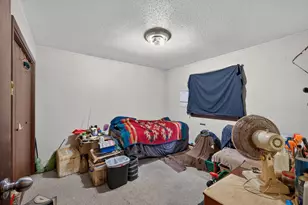 302 W Maple St, Roberts, WI 54023 - Photo 21