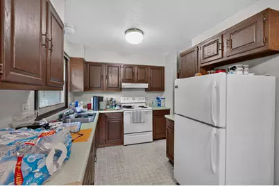 302 W Maple Street, Roberts, WI 54023 - Photo 17