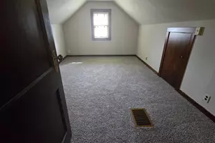 1000 12th Ave SW, Austin, MN 55912 - Photo 11