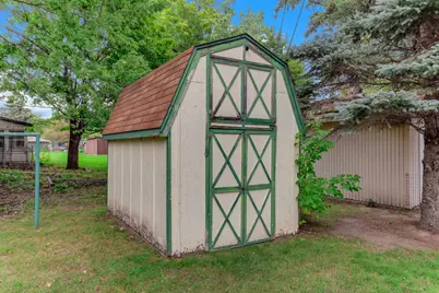 330 10th Avenue SW, Cambridge, MN 55008 - Photo 23