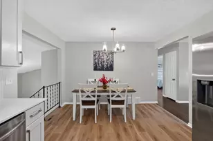 568 Riviera Dr, New Brighton, MN 55112 - Photo 5
