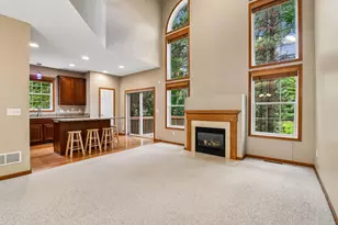 9370 Rath Pl, Eden Prairie, MN 55347 - Photo 9